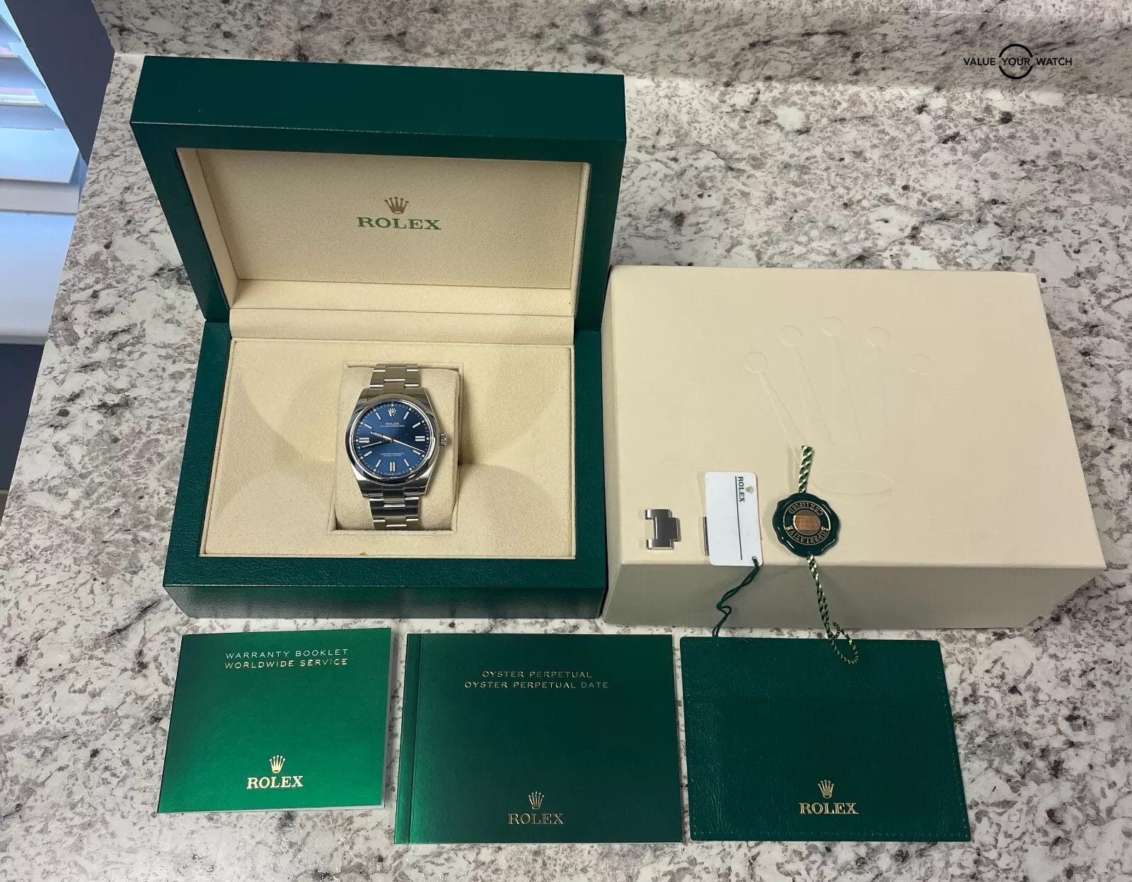 Rolex Oyster Perpetual 41 124300 Blue Dial Stainless Steel! - Image 3