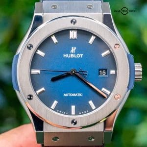 Hublot Classic Fusion Titanium Deep Blue 42 mm Papers 542.NX.6670.LR.JPN18