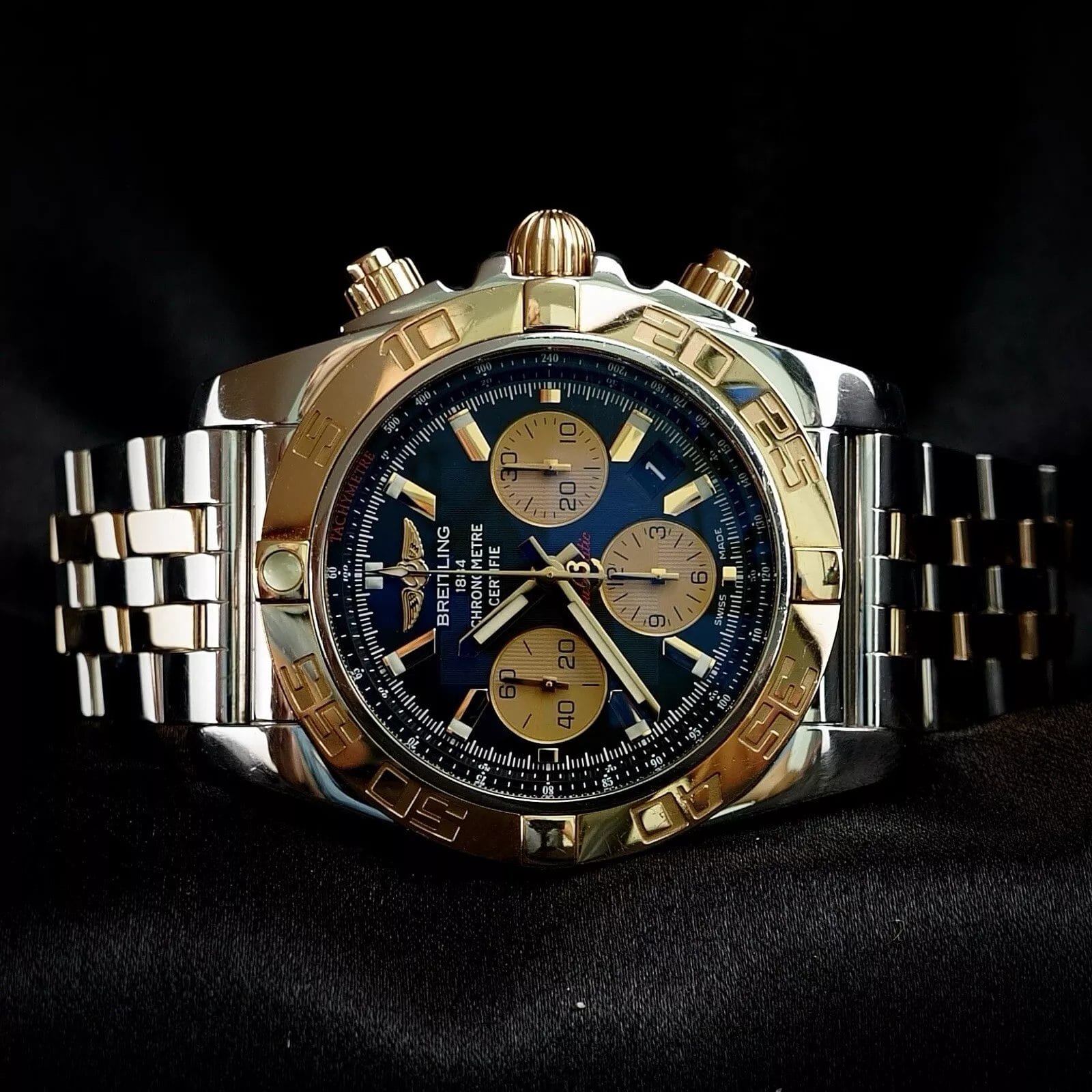 Breitling Chronomat 44mm Gold/Steel Bracelet, Complete Set, CB011012 Black Dial - Image 4