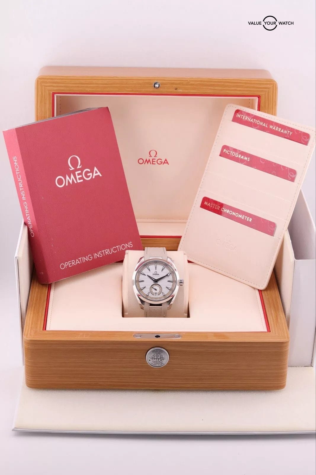 Omega Seamaster Aqua Terra Small Seconds Silver 41mm 220.12.41.21.02.005 B&P - Image 4