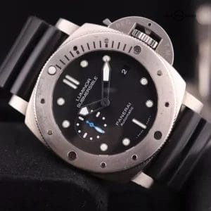 Panerai Luminor Submersible PAM1305 Titanium 47mm Black Dial with Box/Papers