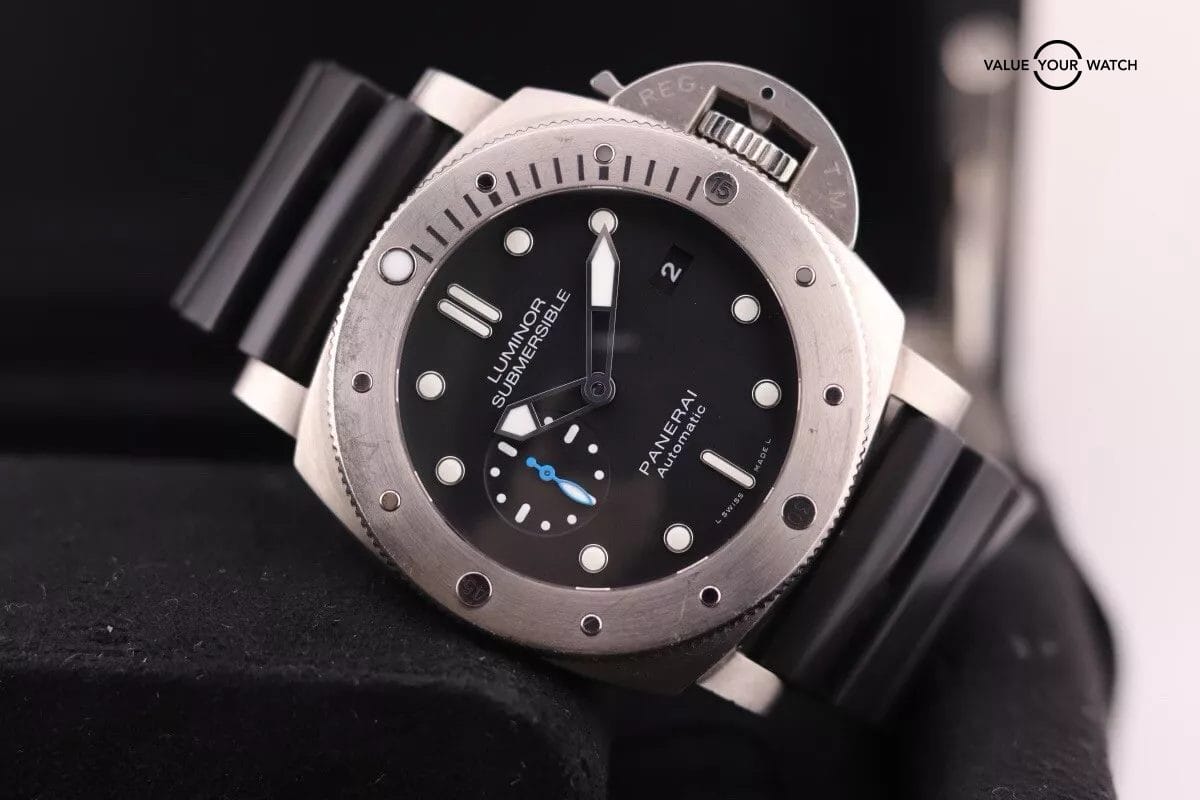 Panerai Luminor Submersible PAM1305 Titanium 47mm Black Dial with Box/Papers