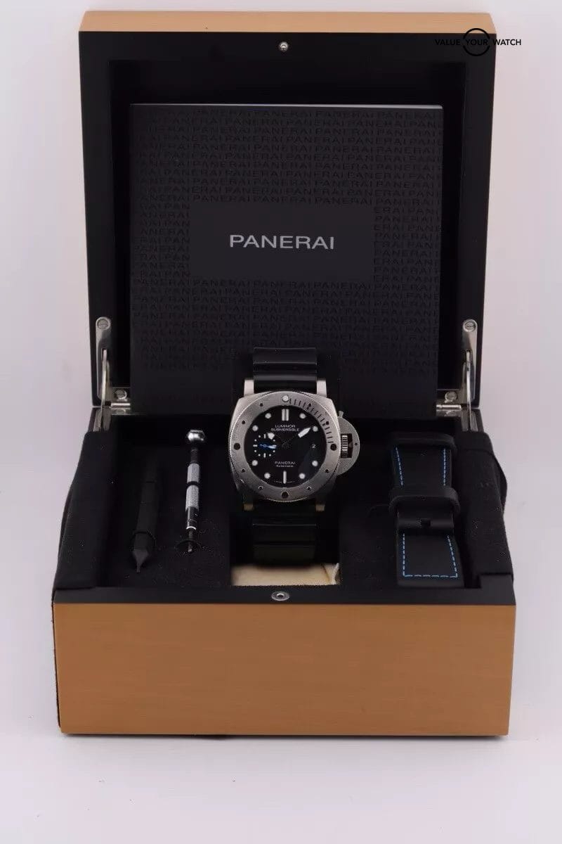 Panerai Luminor Submersible PAM1305 Titanium 47mm Black Dial with Box/Papers - Image 12