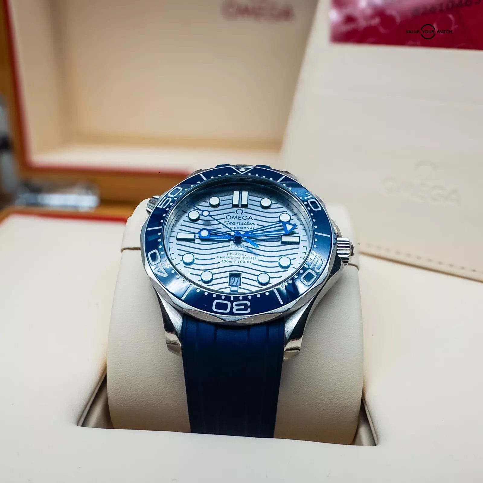 OMEGA Seamaster Diver 300M Grey Dial Full Set Box & Cards 210.32.42.20.06.001 - Image 2