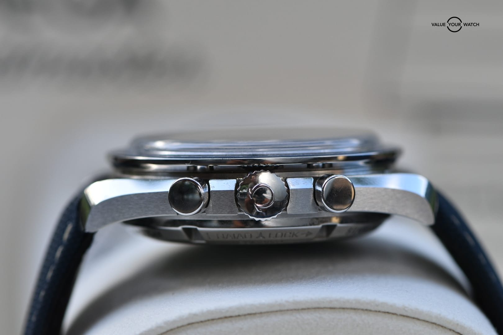 Omega Speedmaster Silver Snoopy award 50th - Image 5