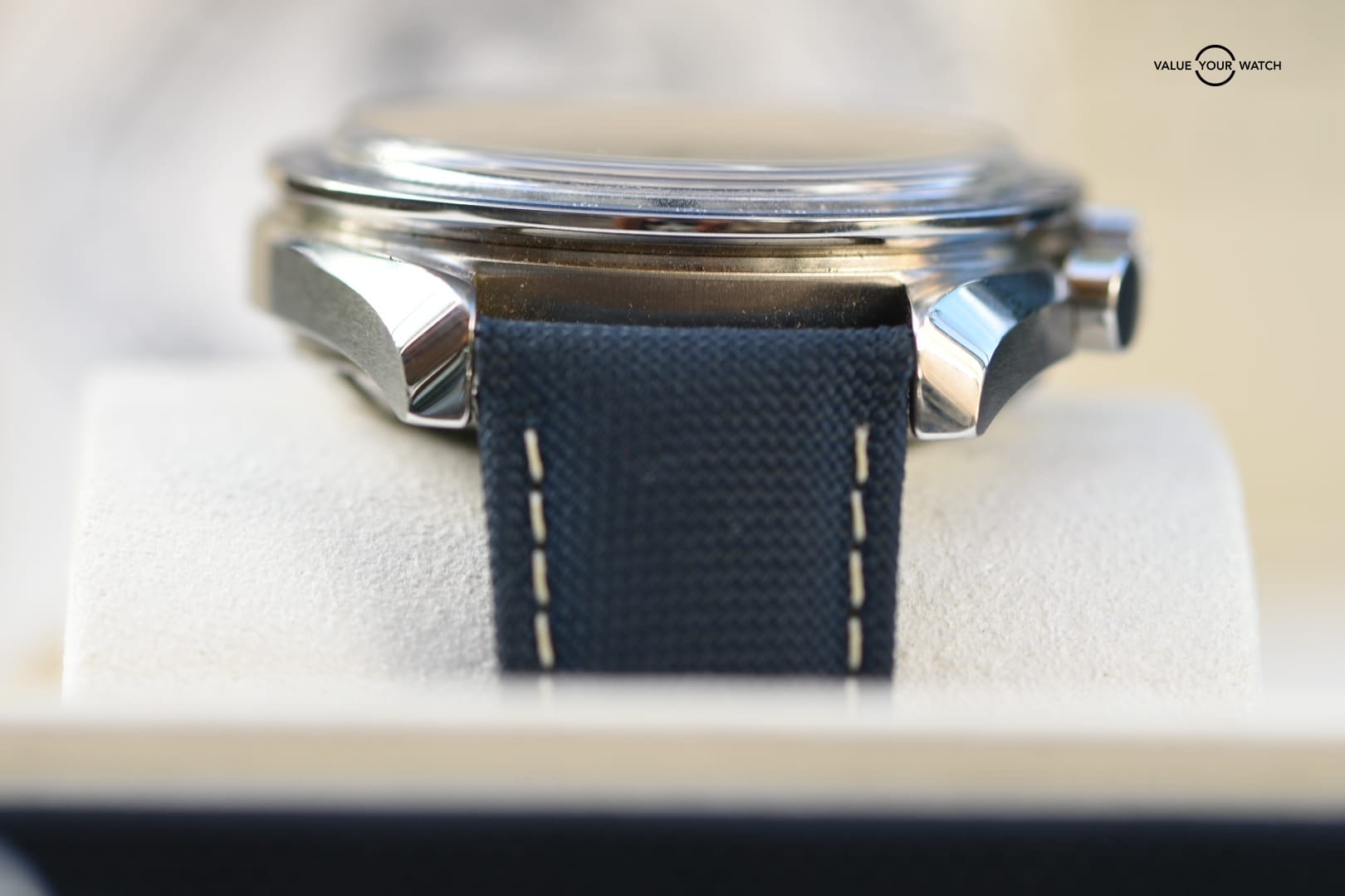 Omega Speedmaster Silver Snoopy award 50th - Image 6