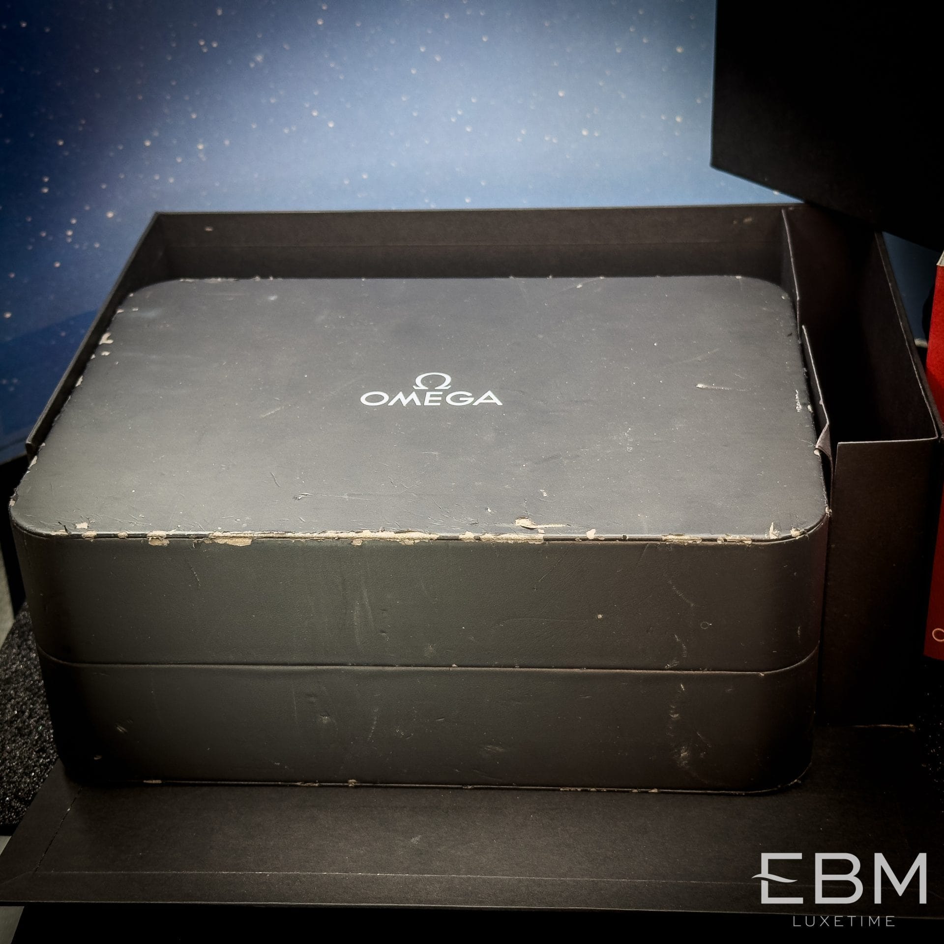 Introducing the OM Last Man on the Moon 40th Anniversary Limited Edition Watch w/ B+P! Ref# 311.30.42.30.99.002 - Image 14