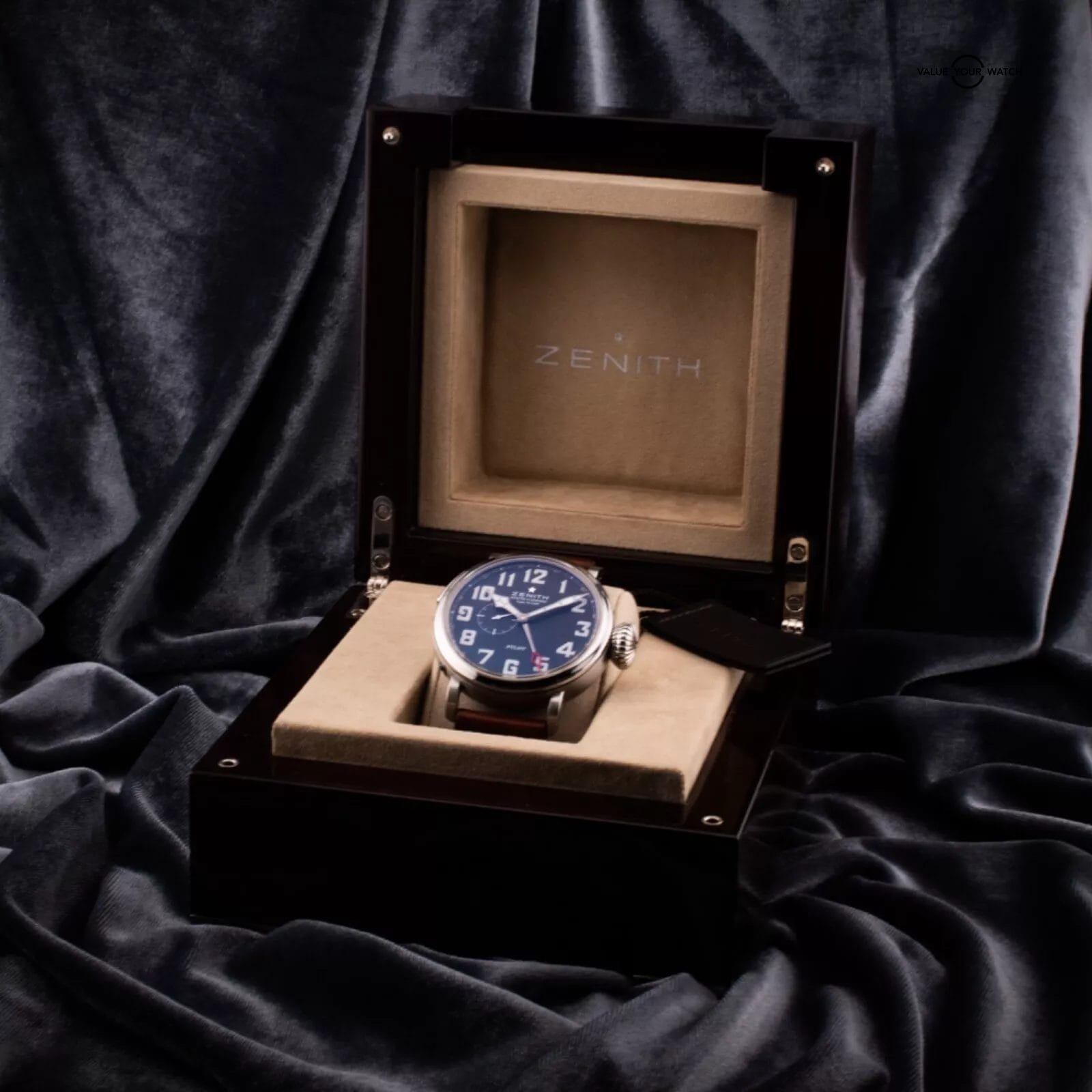 Zenith Elite Pilot Montre d'Aeronef Type 20 GMT Watch, Ref. 03.2430.693/21.C723 - Image 10