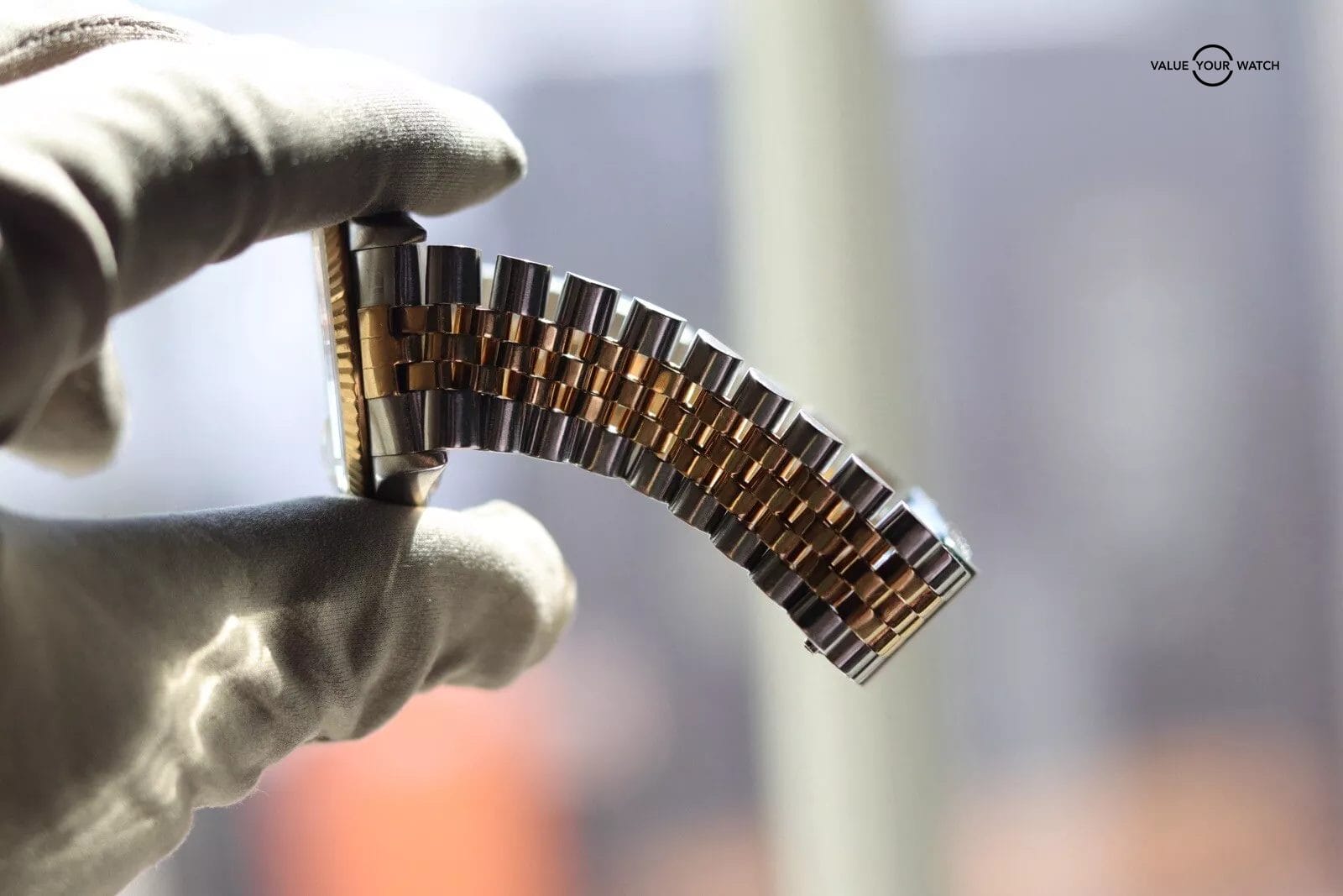 2001 Rolex Datejust 36 16233 | Gold Bezel x 2 Tone Case And Bracelet - Image 4