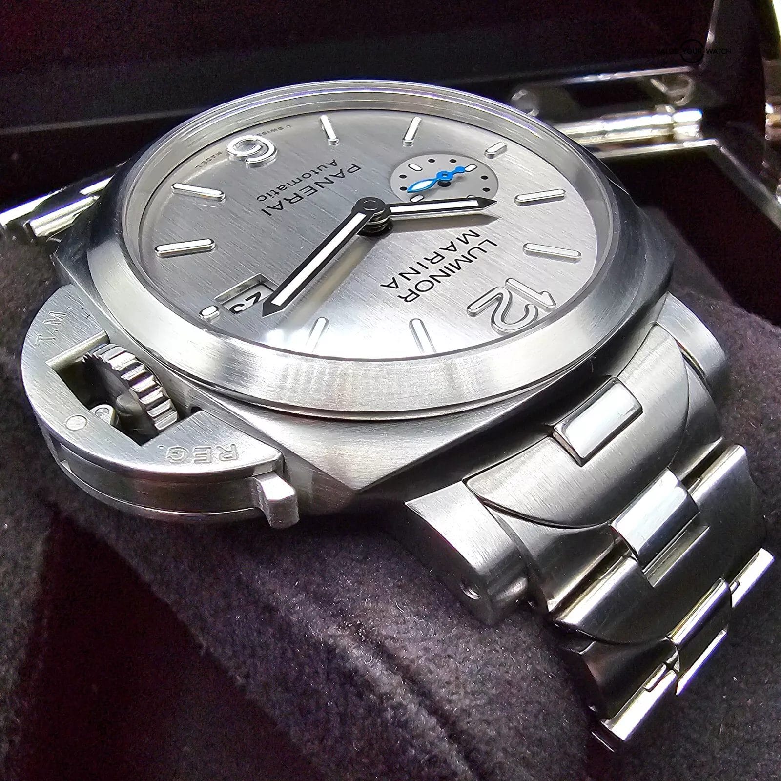 Panerai Luminor Marina in 1950 42mm casing on steel bracelet! ref. PAM00977 977 - Image 2