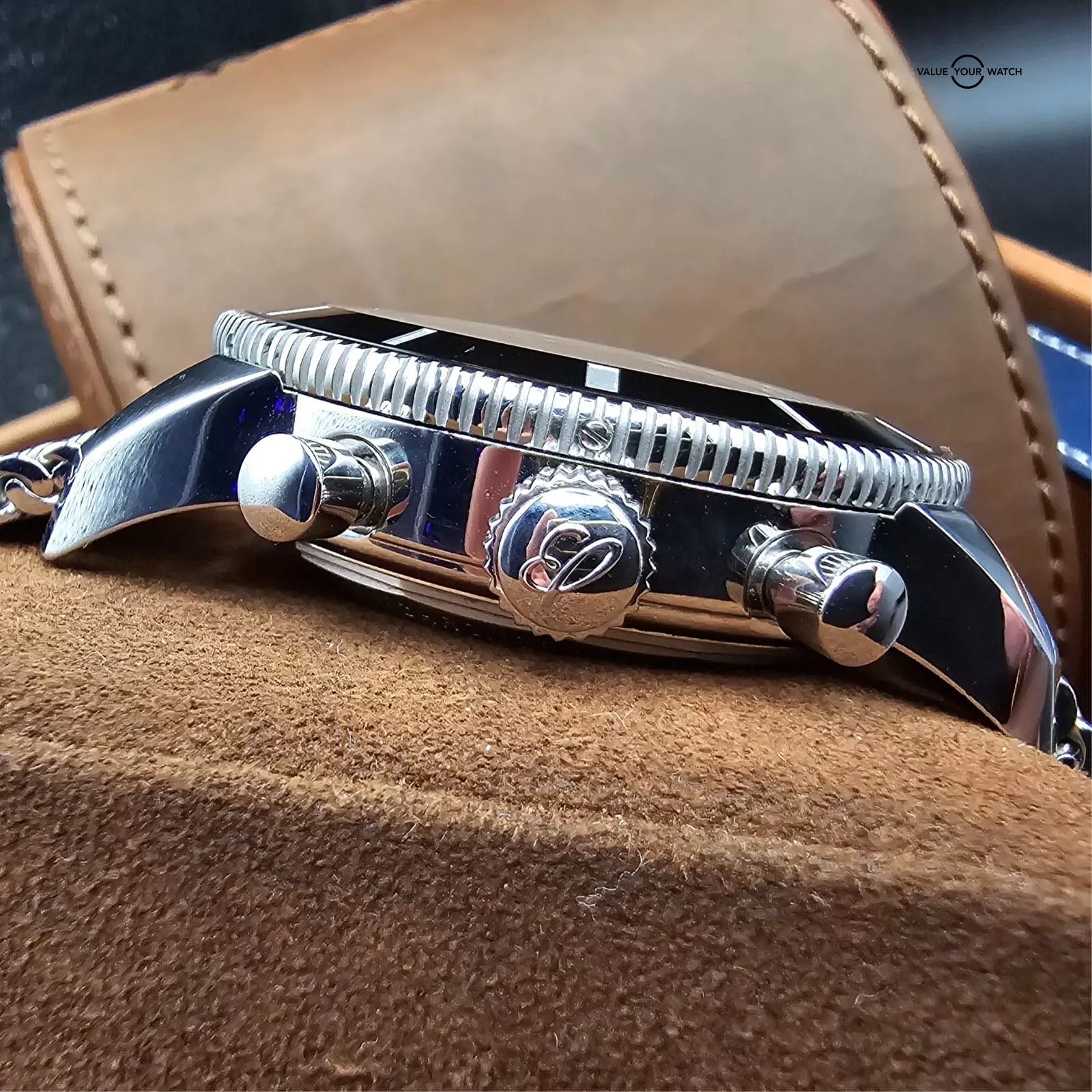 Breitling Superocean Heritage Chronograph Silver Dial on Bracelet, full set 2019 - Image 12