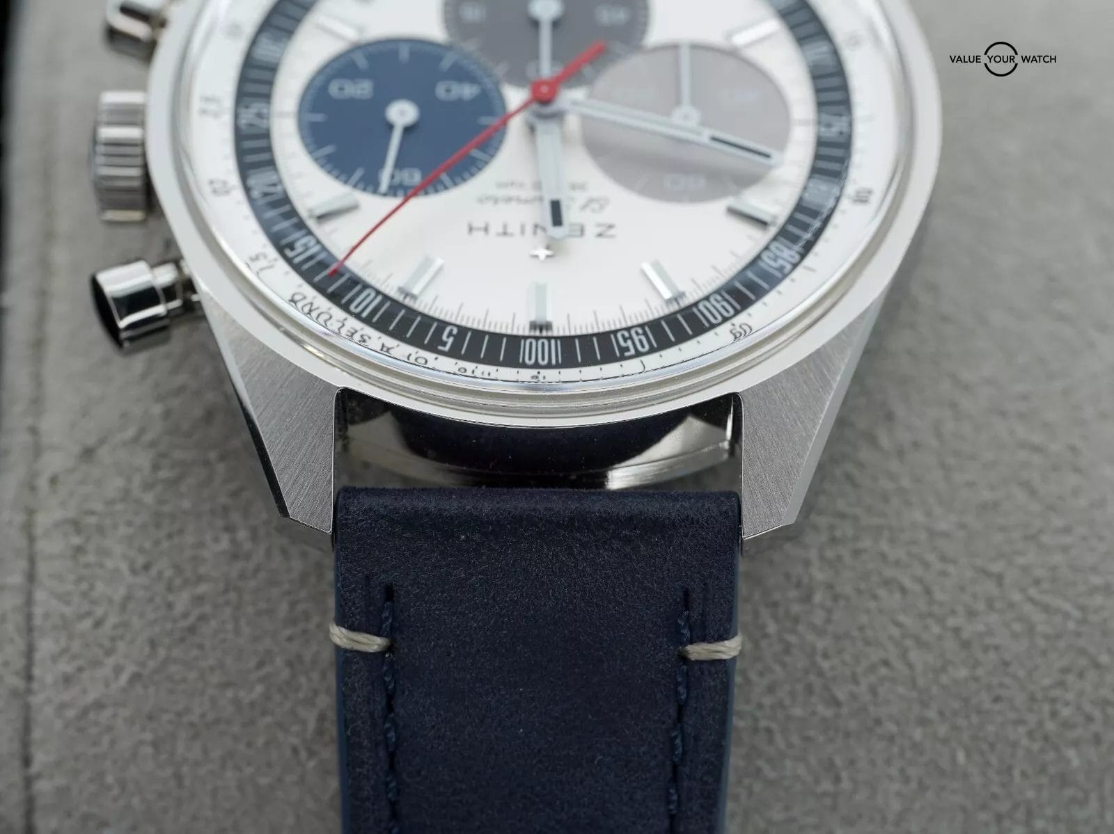 Zenith El Primero Chronomaster 38mm 03.3200.3600.69.C902 BOXES/PAPERS! - Image 11