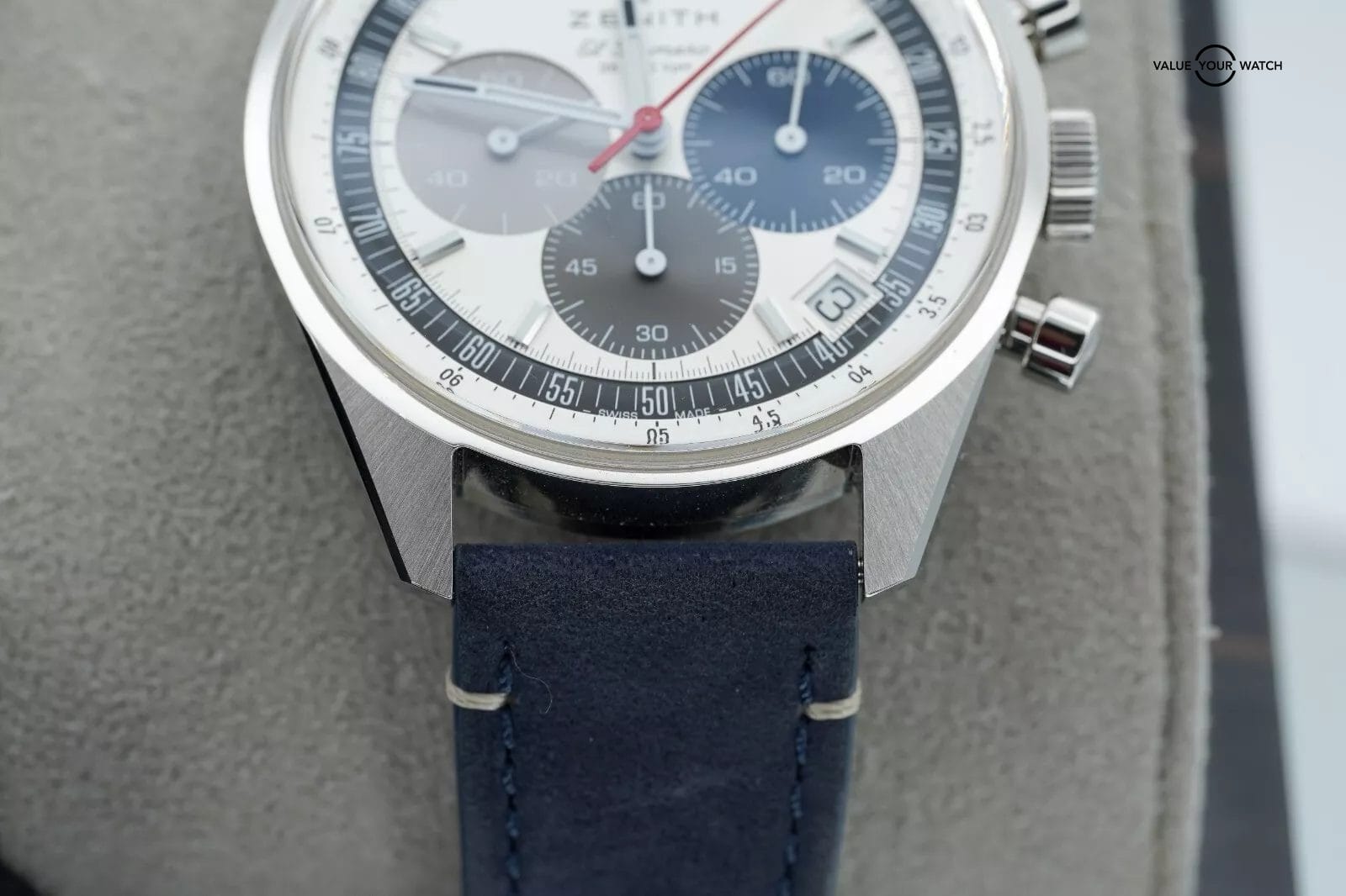 Zenith El Primero Chronomaster 38mm 03.3200.3600.69.C902 BOXES/PAPERS! - Image 12