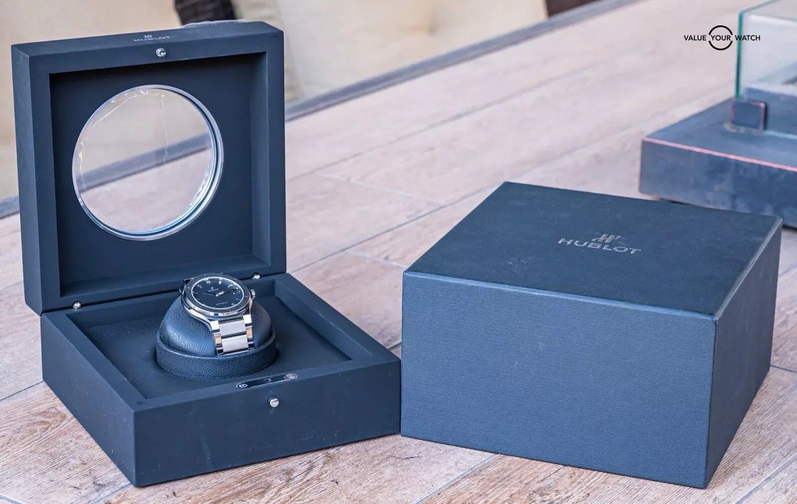 Hublot Classic Fusion 45 Titanium Bracelet 2022 Complete Papers 510.NX.1170.NX - Image 4