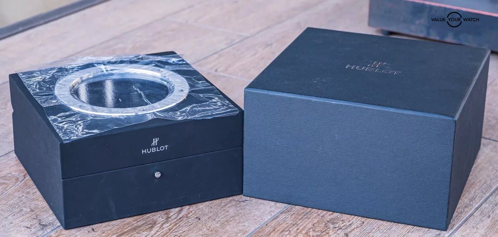 Hublot Classic Fusion 45 Titanium Bracelet 2022 Complete Papers 510.NX.1170.NX - Image 5