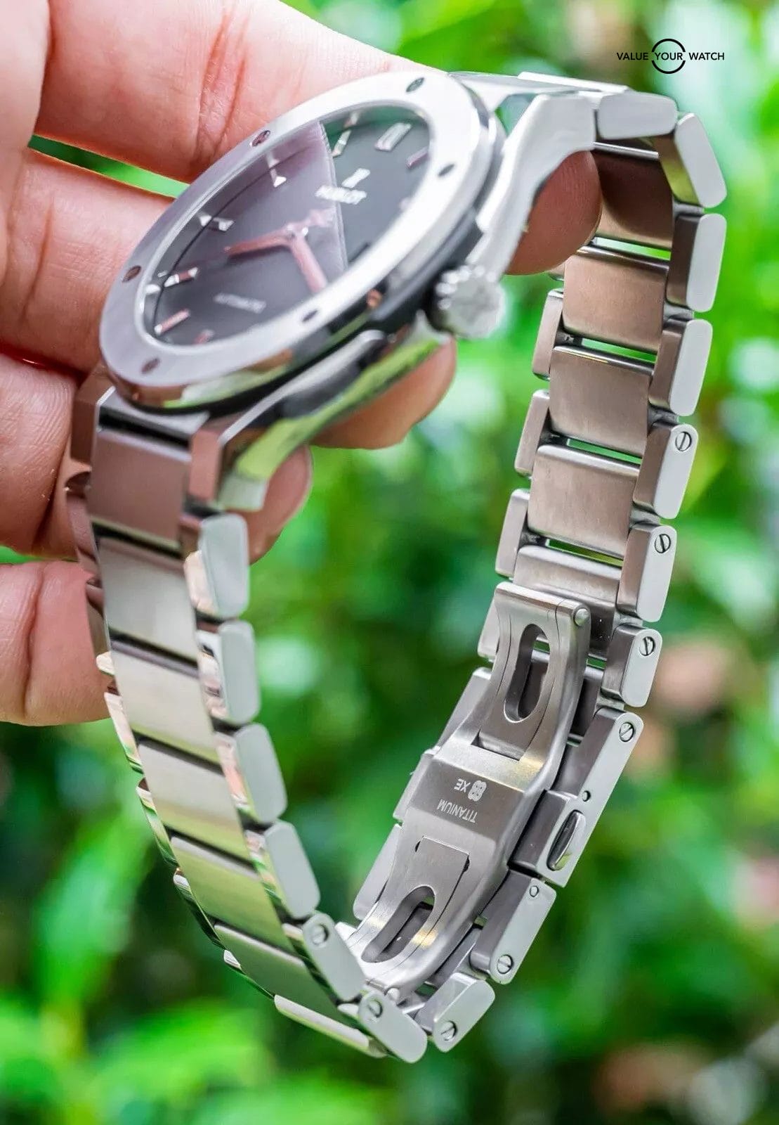 Hublot Classic Fusion 45 Titanium Bracelet 2022 Complete Papers 510.NX.1170.NX - Image 7