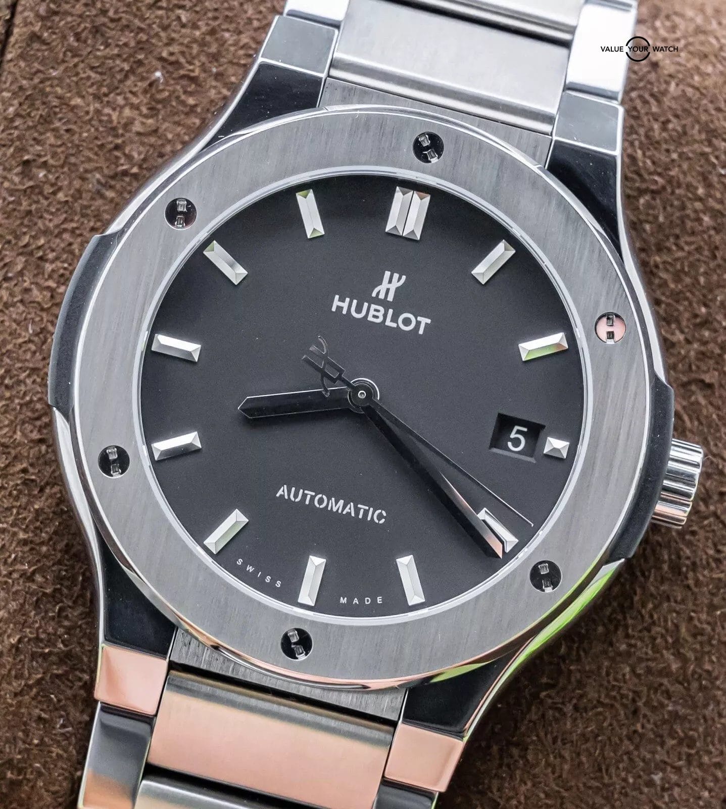 Hublot Classic Fusion 45 Titanium Bracelet 2022 Complete Papers 510.NX.1170.NX - Image 14