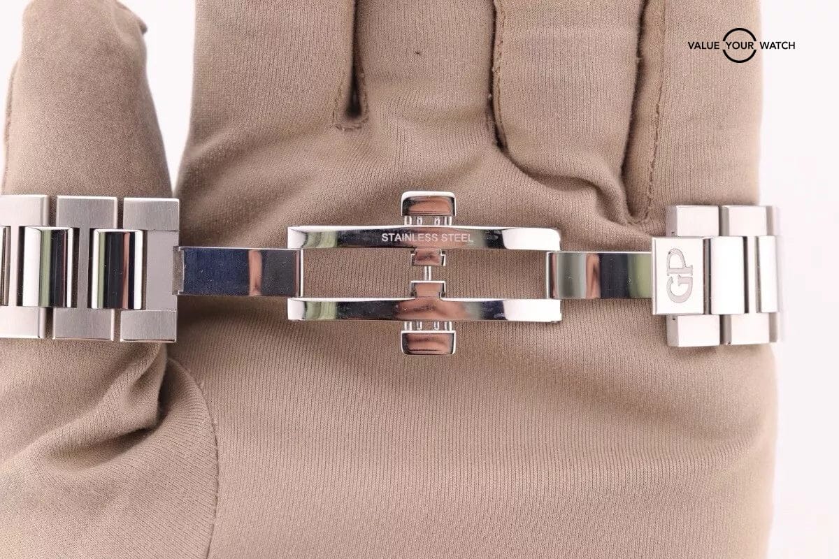 Girard-Perregaux Laureato Green Men's Watch - 81010-11-3153-1CM - Image 3