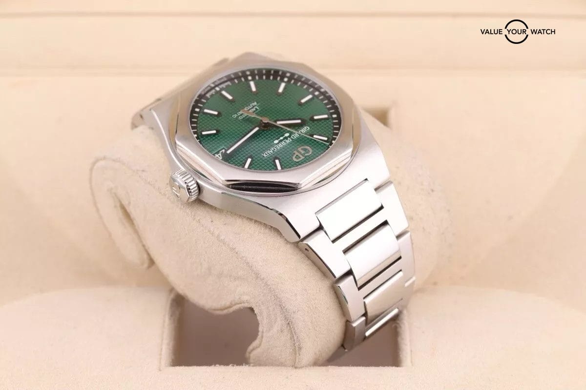 Girard-Perregaux Laureato Green Men's Watch - 81010-11-3153-1CM - Image 7