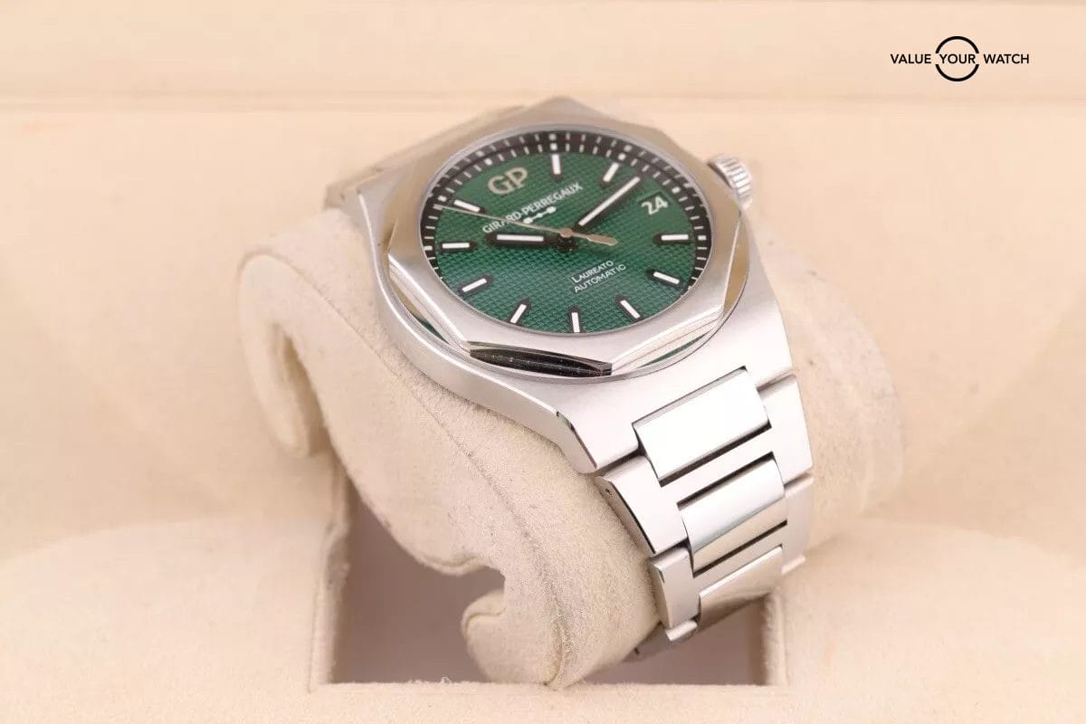 Girard-Perregaux Laureato Green Men's Watch - 81010-11-3153-1CM - Image 14