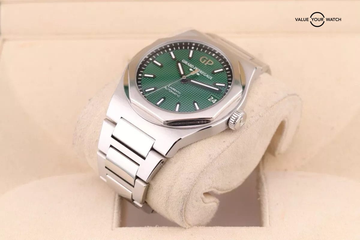 Girard-Perregaux Laureato Green Men's Watch - 81010-11-3153-1CM - Image 15