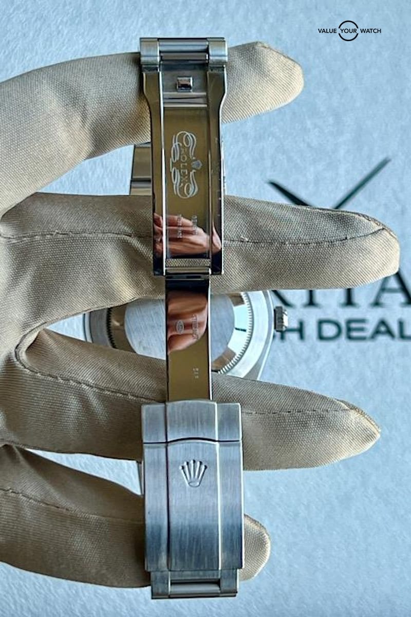 2021 Rolex Oyster Perpetual 124300 Green Dial Box And Papers - Image 6