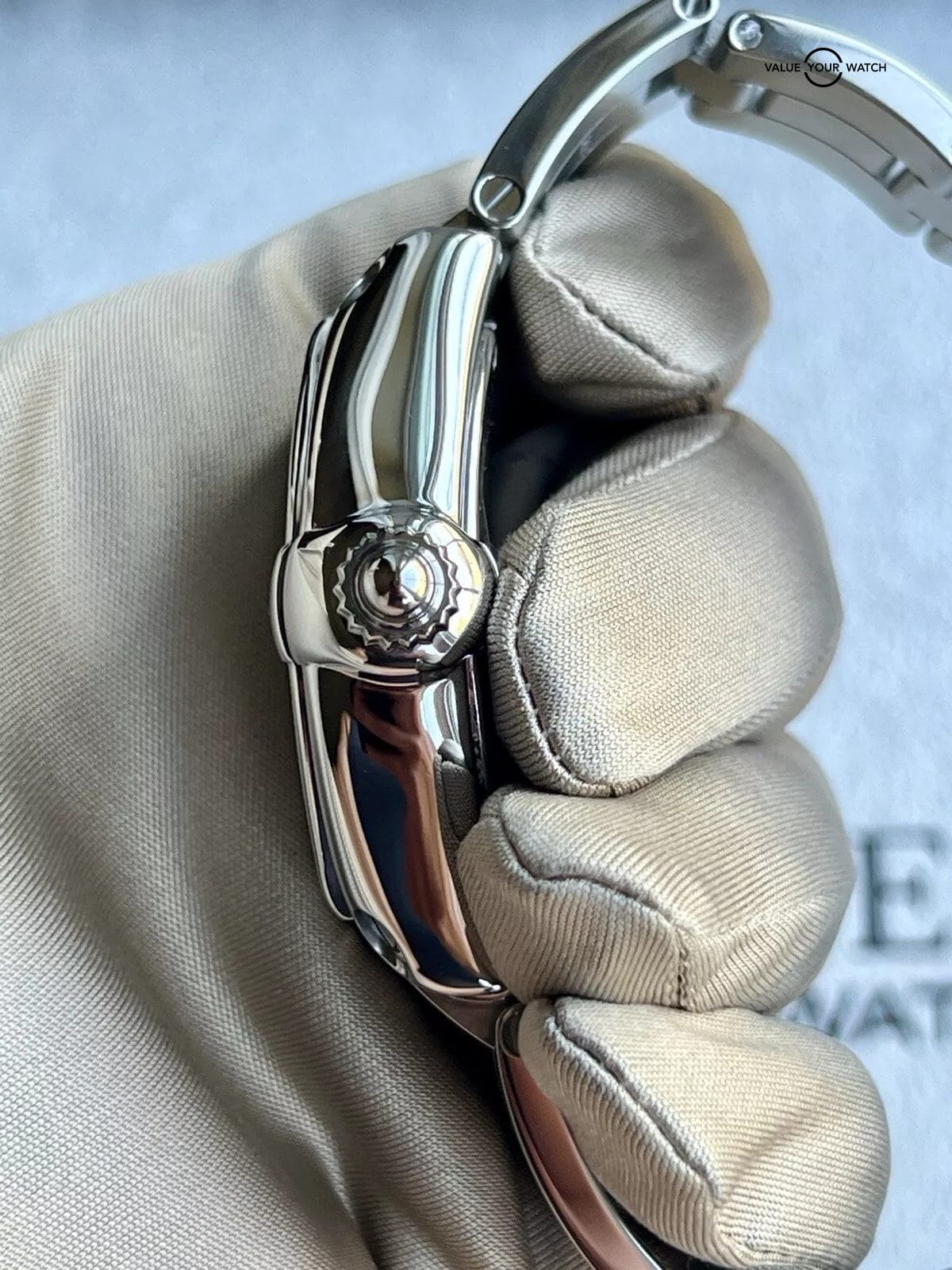 Cartier Roadster XL W62032X6 Large Bracelet And Unworn Leather Strap - Image 11