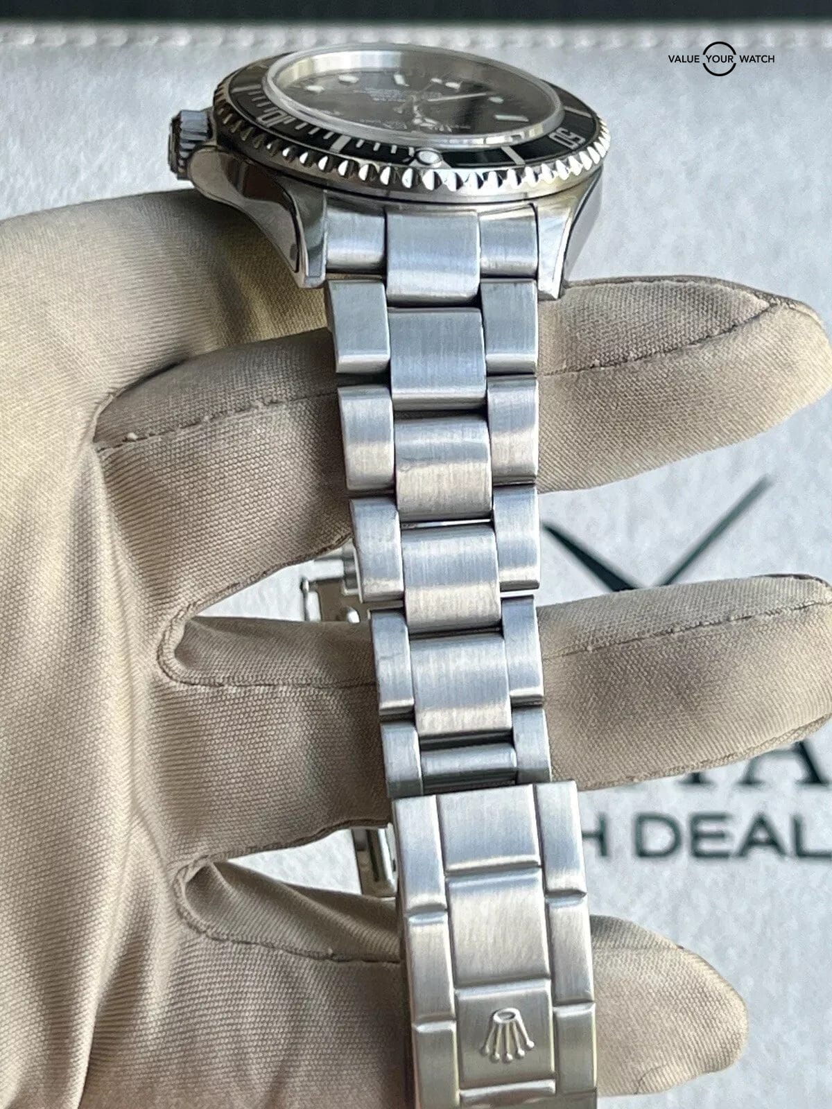 Rolex Sea-Dweller 16600 Oyster Bracelet with Papers - Image 6