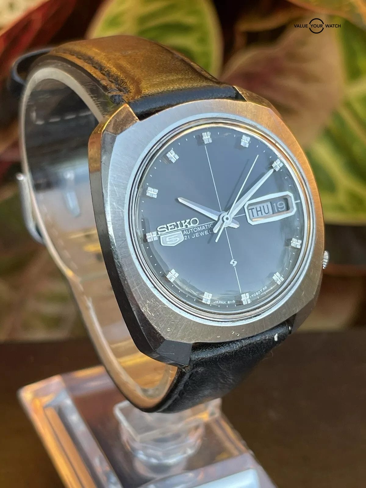 Vintage Seiko 5 Cushion Case 6119-7080 Crosshair Dial Day Date Watch Estate Runs - Image 13