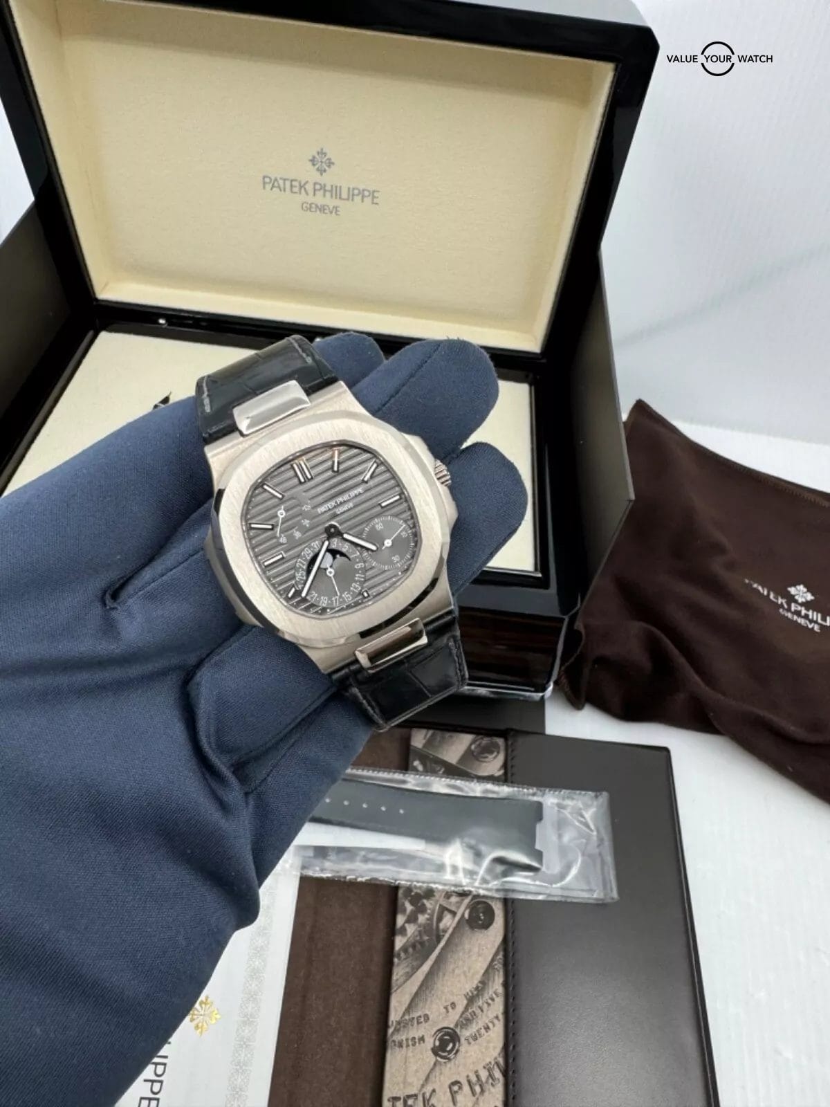 2023 Patek Unpolished Mint 18k White Gold 5712G Nautilus Complete Both Straps