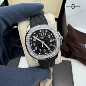 NEW Dec 2023 Patek Philippe Aquanaut 5267/200A Ladies Black Dial Luce Box Papers