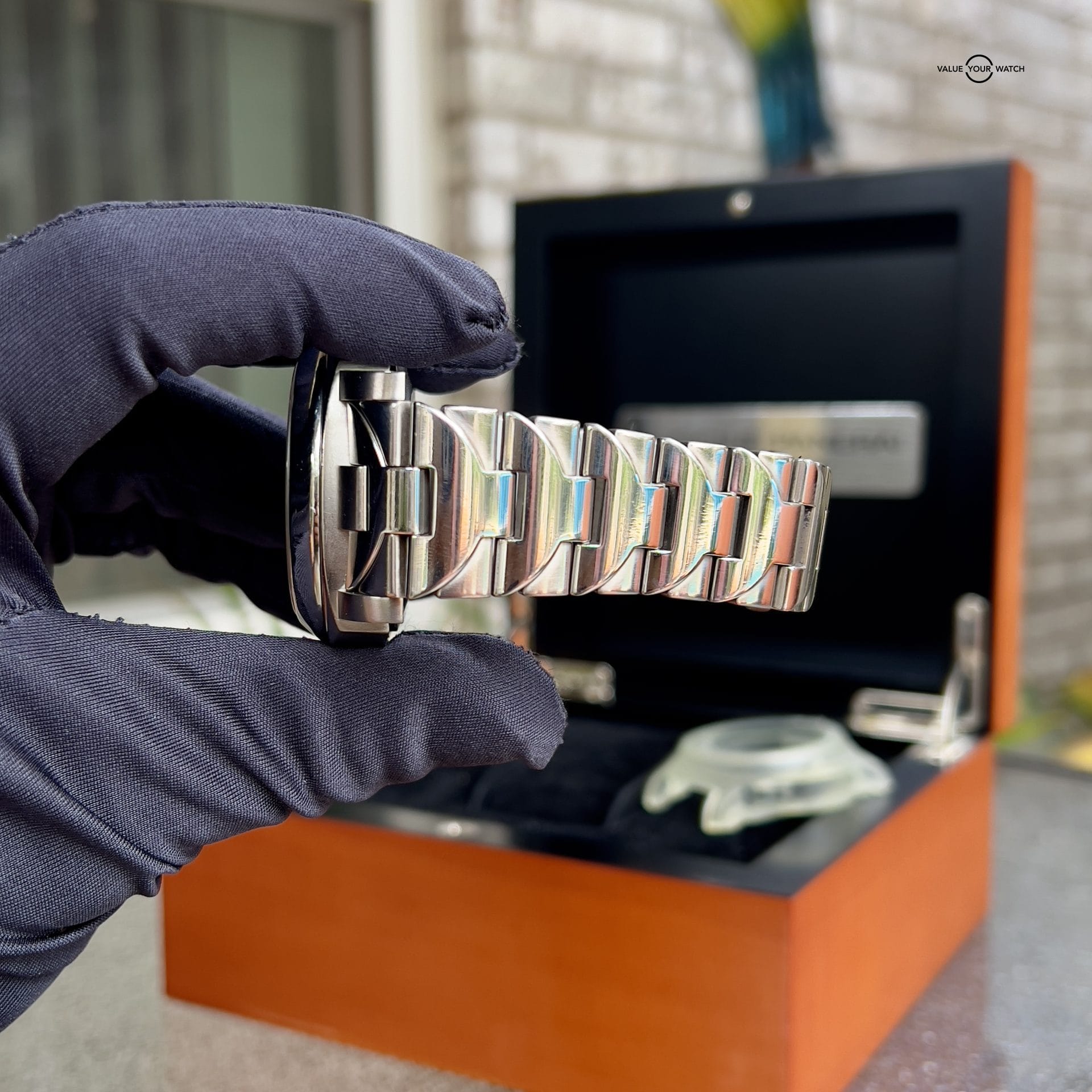 2006 Panerai Luminor GMT 44MM Black Dial Titanium Bracelet (PAM00161) Box & Papers - Image 9