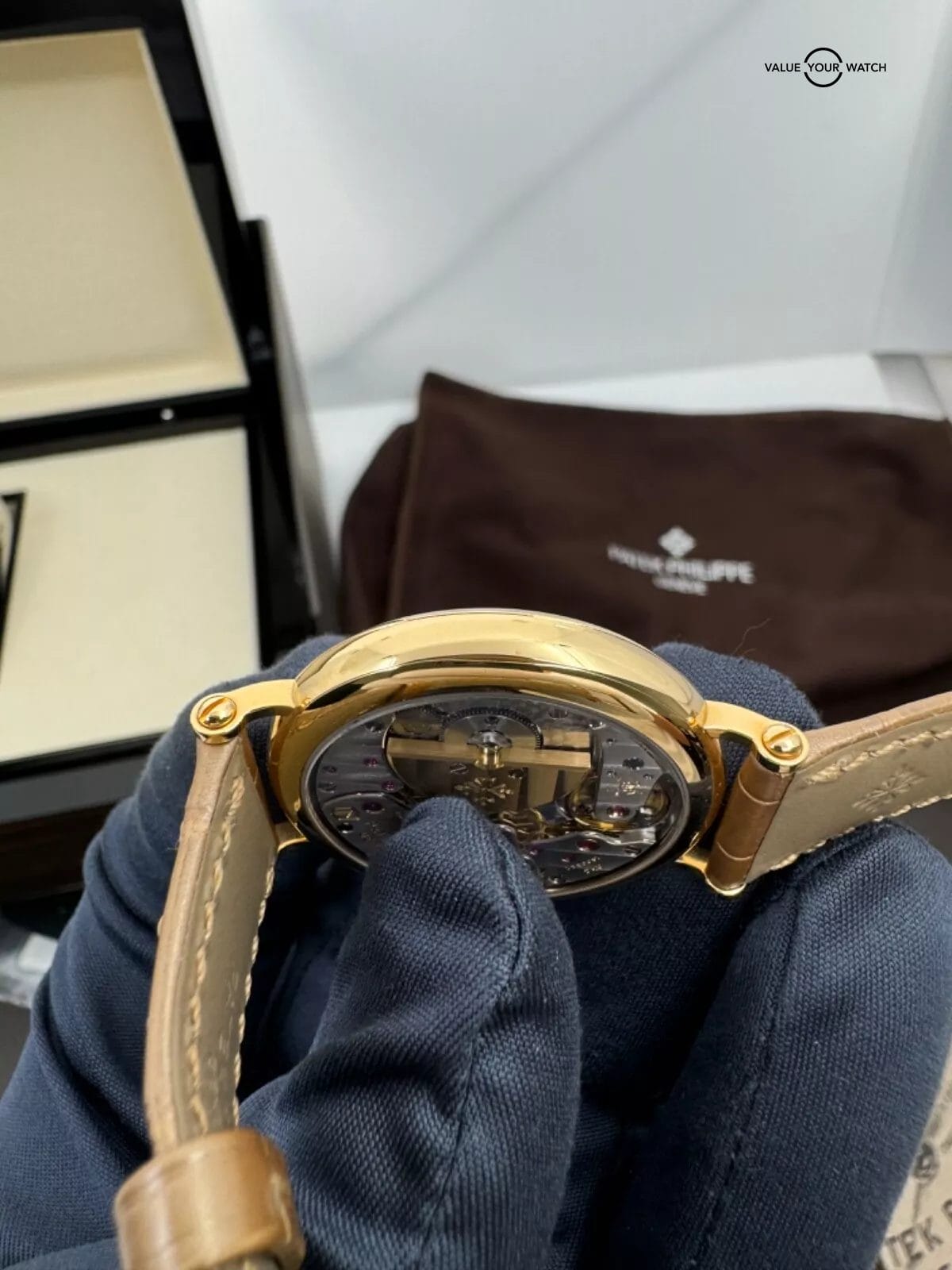 2021 New Unworn Complete Set Ladies Rose Gold Calatrava 7200R - Image 5