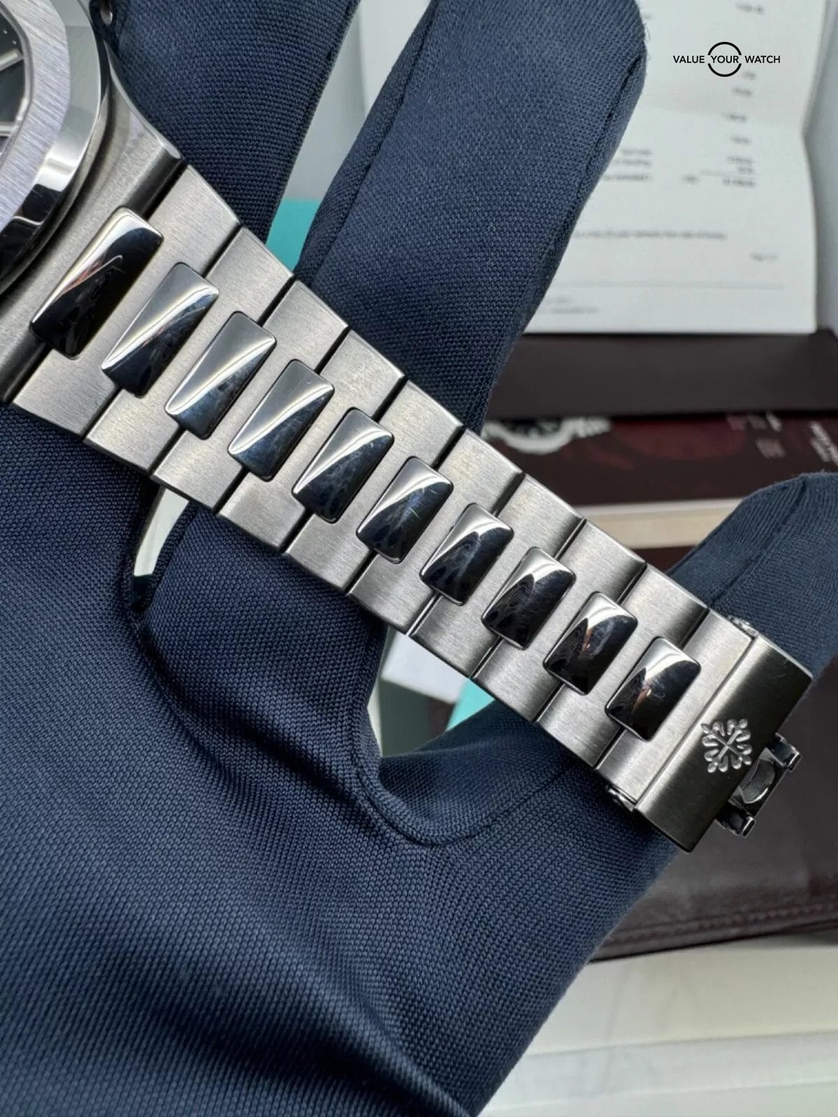 2024 PP Serviced “LED” Dial Tiffany&Co Stamp Blue Dial Nautilus Geneva Seal 315 - Image 5