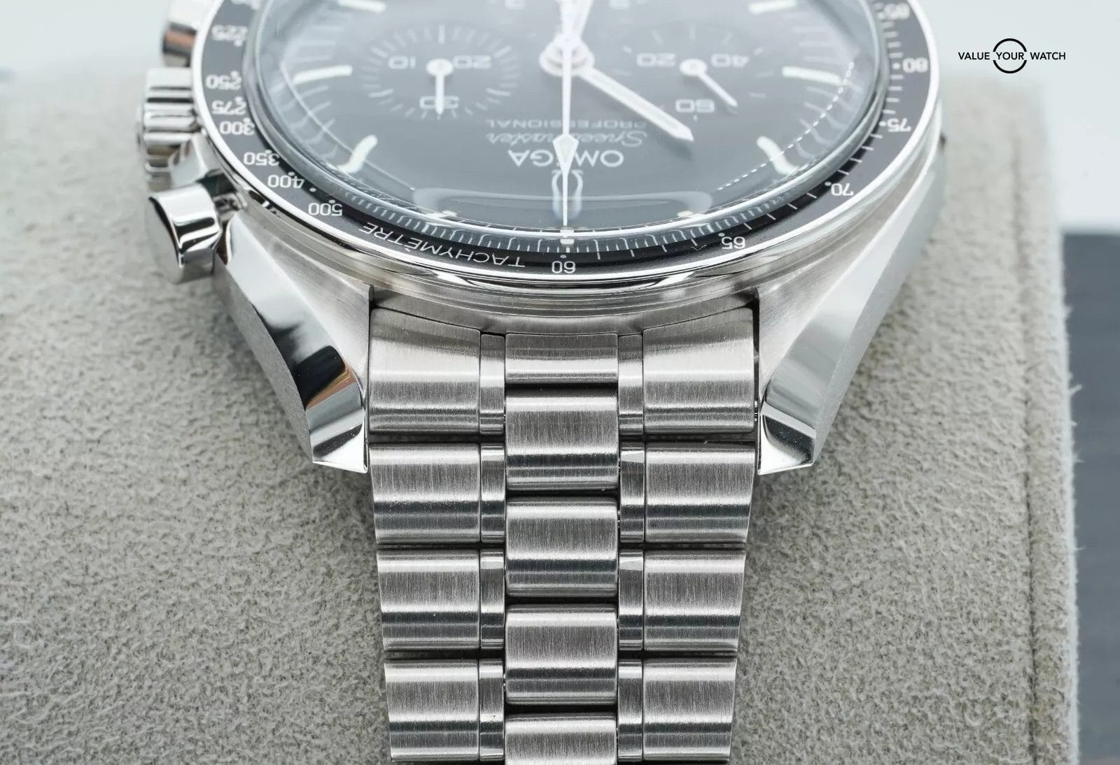 2024 Omega Speedmaster Moonwatch Hesalite 42mm 31.30.42.50.01.001 BOXES/PAPERS! - Image 2
