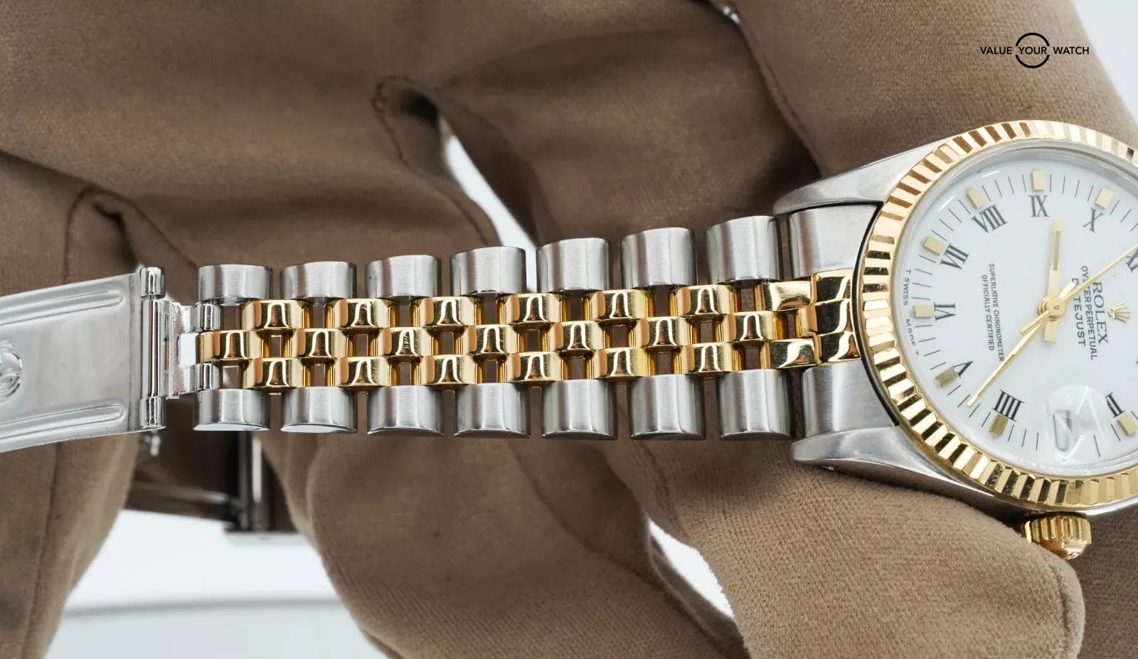 Rolex Datejust 31mm Two Tone Midsize 68273 White Dial with BOXES! - Image 12