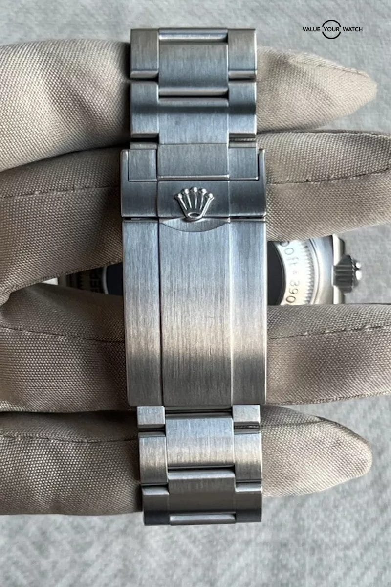 Rolex Deep Sea 126660 Black Dial 2022 Box And Papers Excellent Condition - Image 7