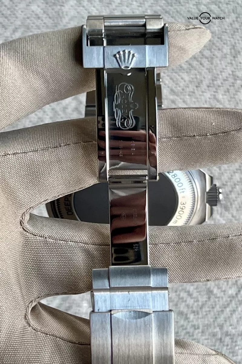 Rolex Deep Sea 126660 Black Dial 2022 Box And Papers Excellent Condition - Image 6