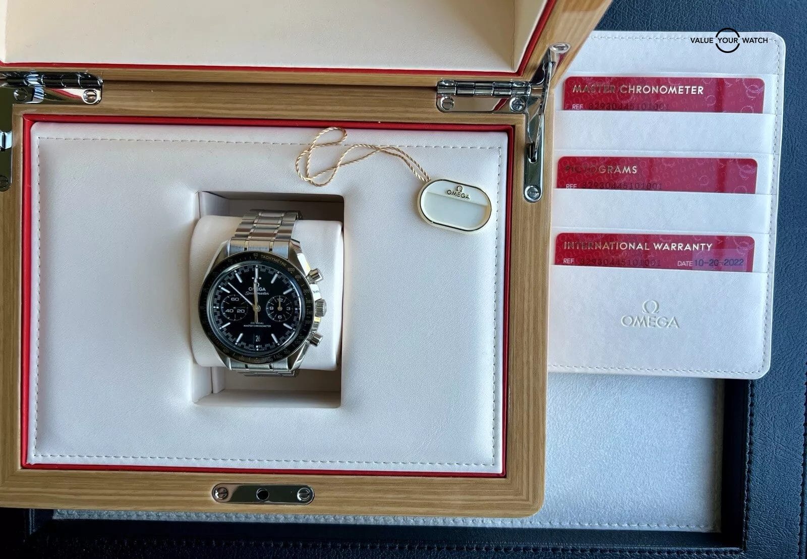 OMEGA Speedmaster Racing 2022 Complete Set Black Dial Chrono 329.30.44.51.01.001OMEGA Speedmaster Racing 2022 Complete Set Black Dial Chrono 329.30.44.51.01.001 - Image 3