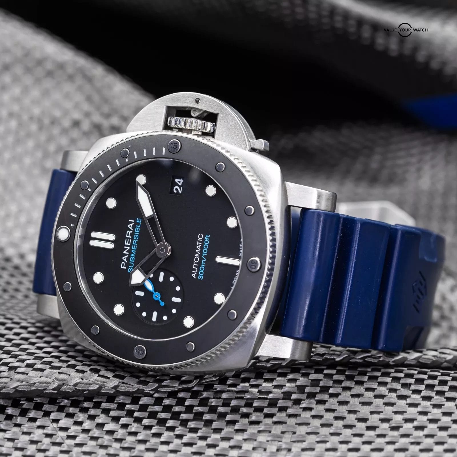 Panerai Luminor Submersible Steel 42mm PAM00683 PAM 683 Complete Set - Image 3