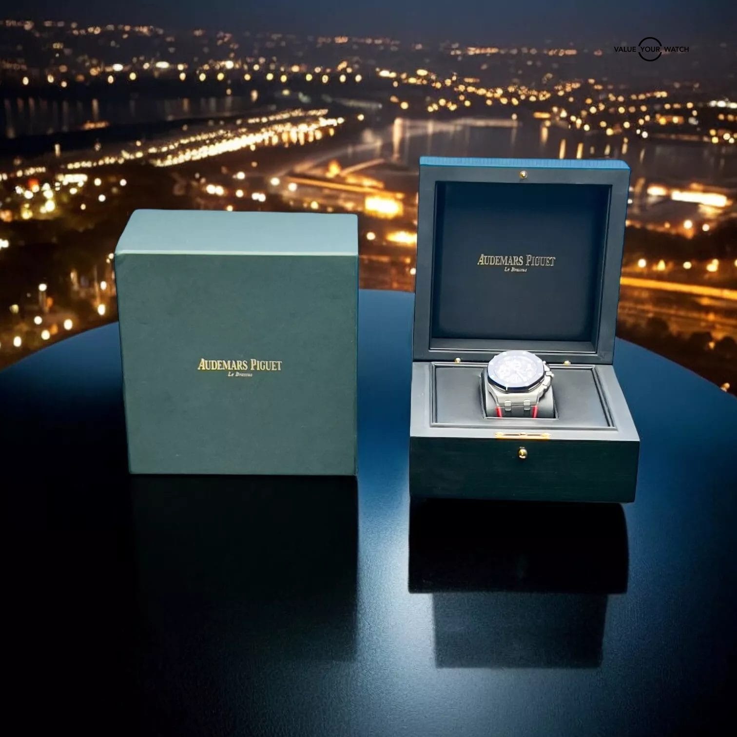 Audemars Piguet Royal Oak Offshore Vampire or Dark Knight 26470SO.OO.A002CA.01 - Image 3