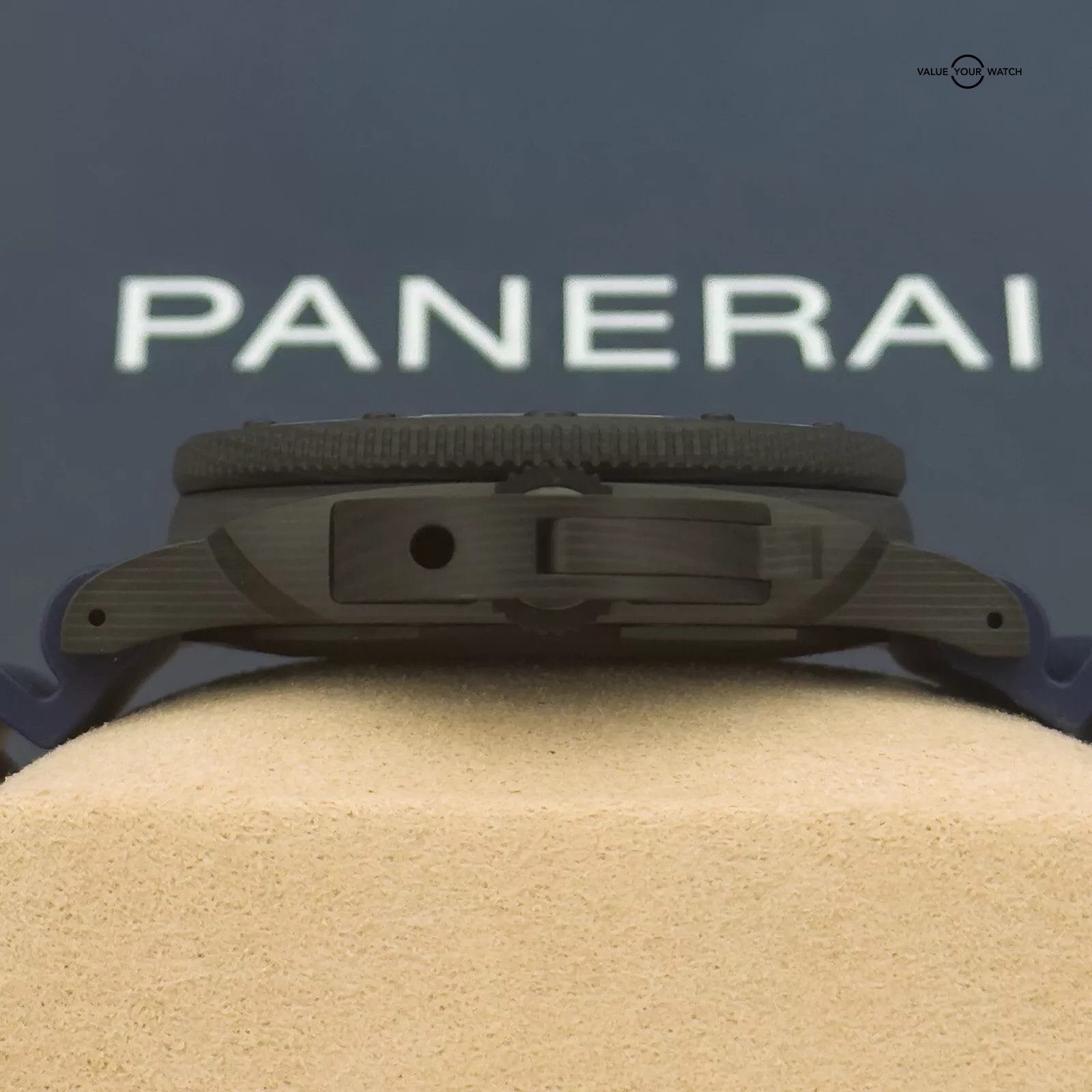 2024 Panerai Submersible Quarantaquattro Carbotech Blu Abisso 44mm Blue PAM01232 - Image 6