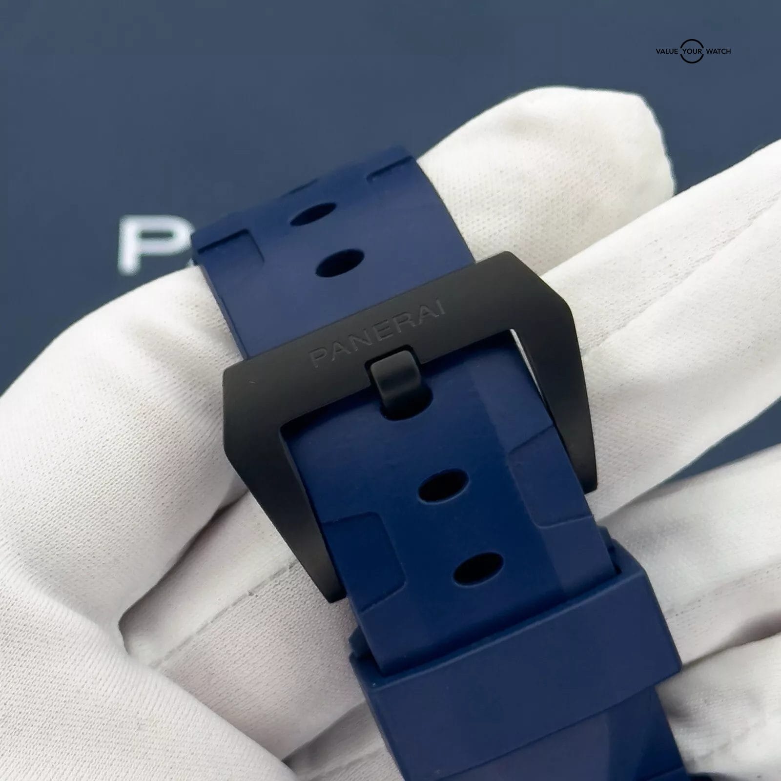 2024 Panerai Submersible Quarantaquattro Carbotech Blu Abisso 44mm Blue PAM01232 - Image 11