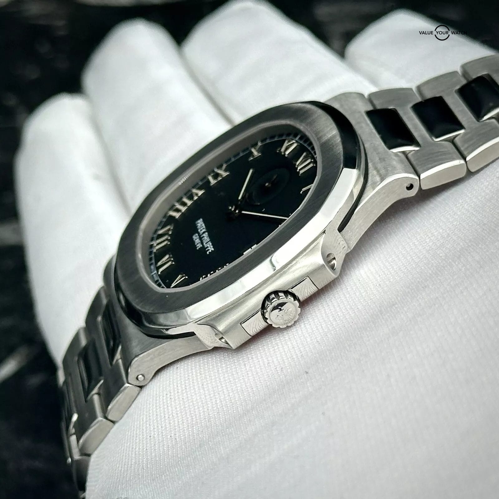 Patek Philippe Nautilus “Jumbo” Commet 3710/1A-001 40mm 2000 Complete Set Steel - Image 9