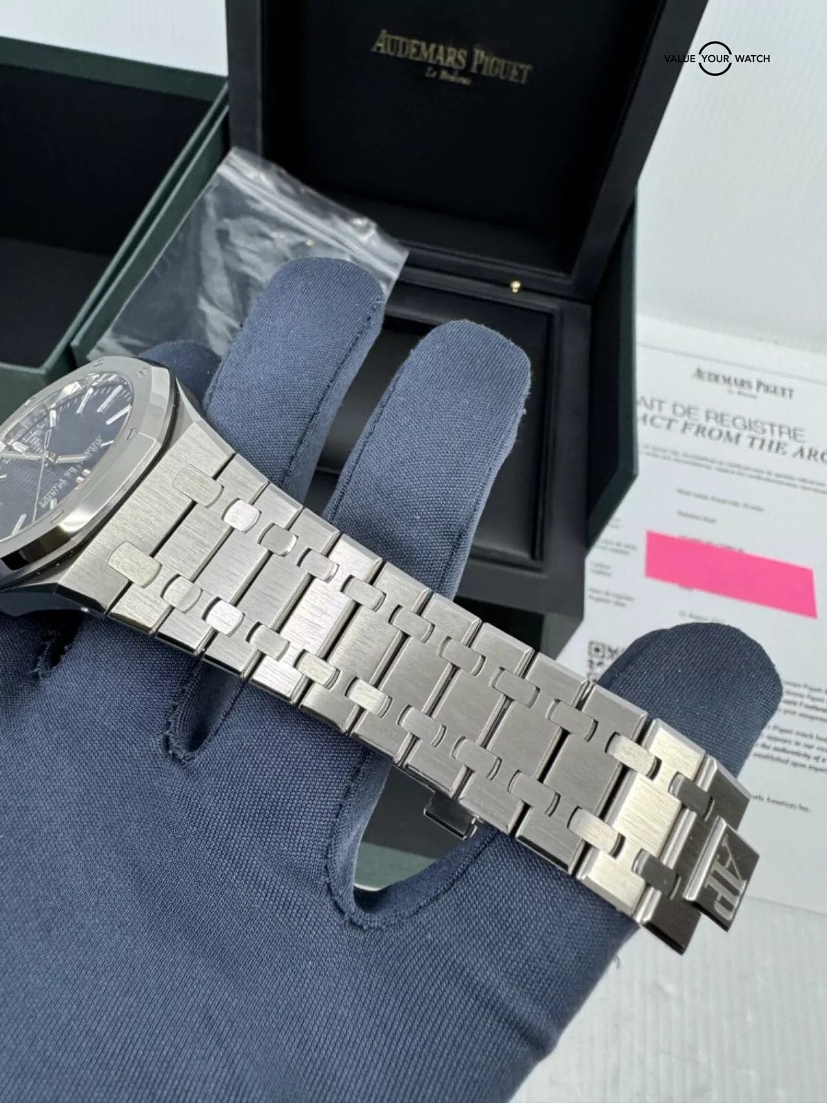 MINT 50th Anniversary Blue Dial with Digital Extracts Box Steel Royal Oak 41mm - Image 4