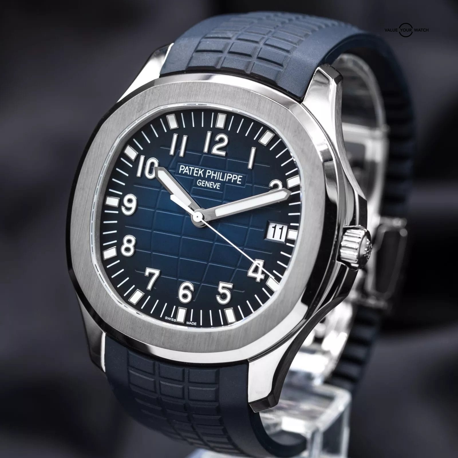 Patek Philippe Aquanaut 5168G-001 42.2mm White Gold Blue Dial Full Set 2021 - Image 11