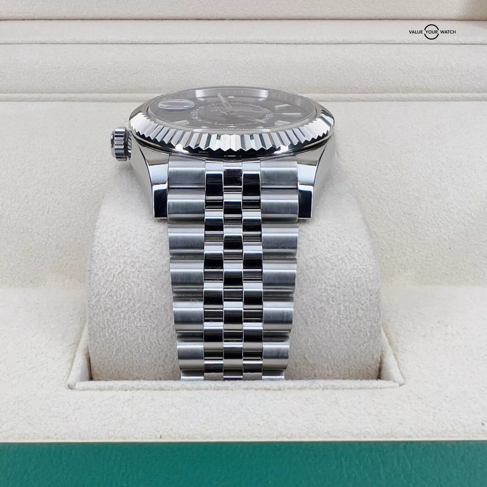 2023 Rolex Sky Dweller 336934 Fluted Bezel Blue Dial Jubilee 42mm Full Set - Image 9