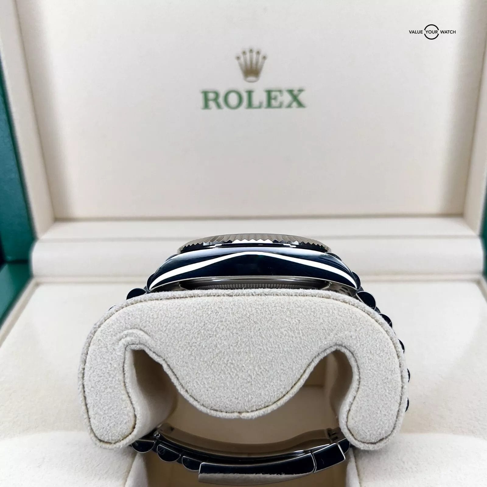 2023 Rolex Sky Dweller 336934 Fluted Bezel Blue Dial Jubilee 42mm Full Set - Image 10