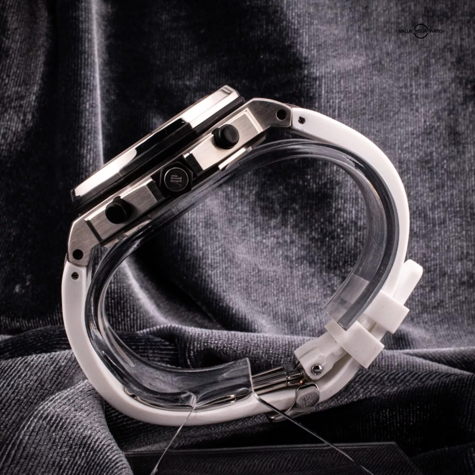 Audemars Piguet Royal Oak Offshore Safari, Ref. 26020ST (26020ST.OO.D091CR.01.A) - Image 8