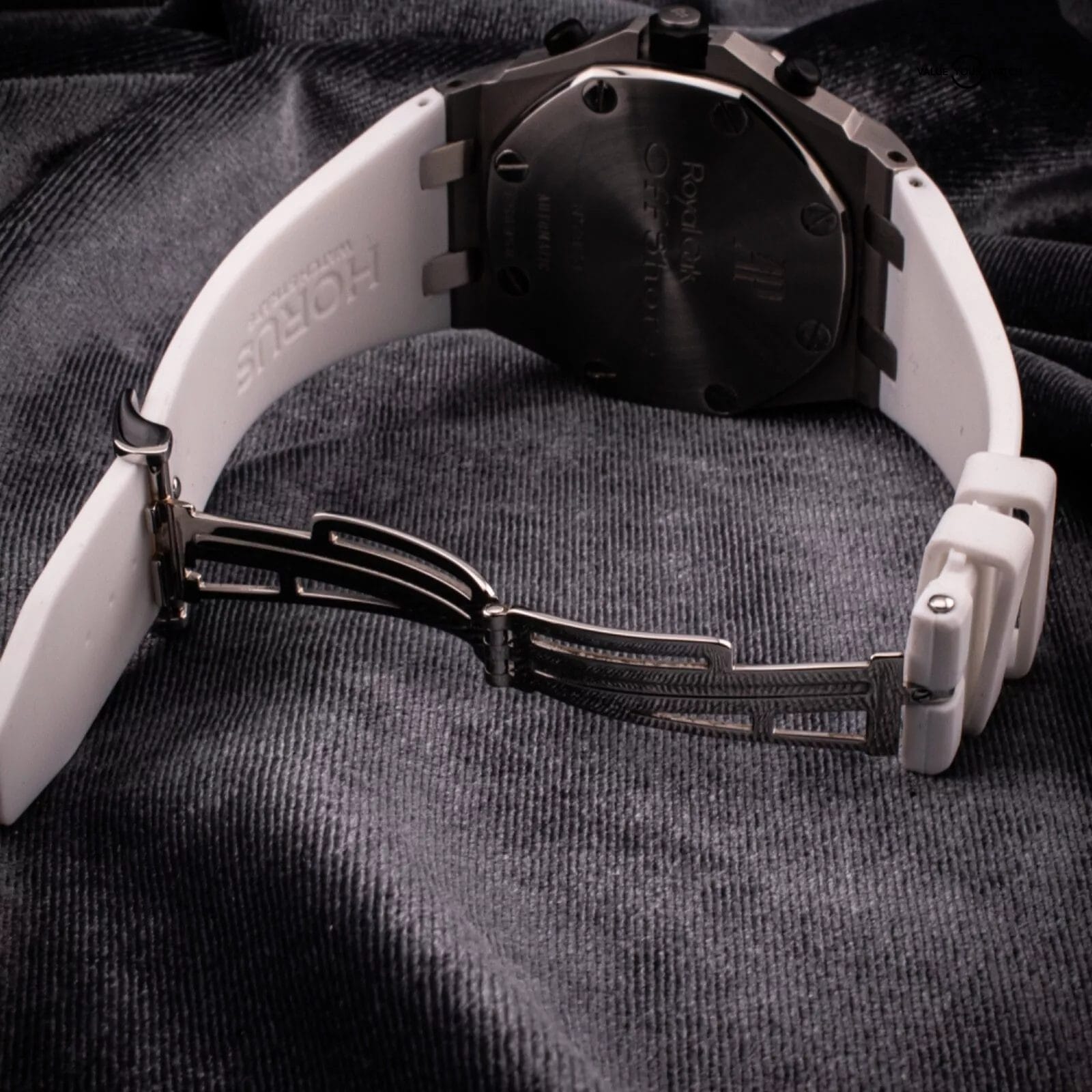 Audemars Piguet Royal Oak Offshore Safari, Ref. 26020ST (26020ST.OO.D091CR.01.A) - Image 13